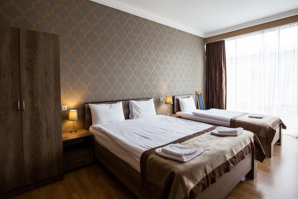 Hotel Almi Achalciche Exteriér fotografie